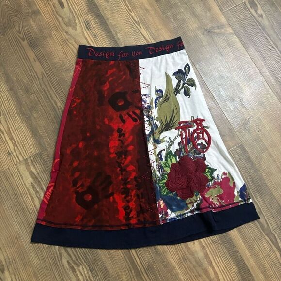 Lulu H Paris Design For You Embroidered Elastic Waist Skirt Size Medium - Picture 1 of 3